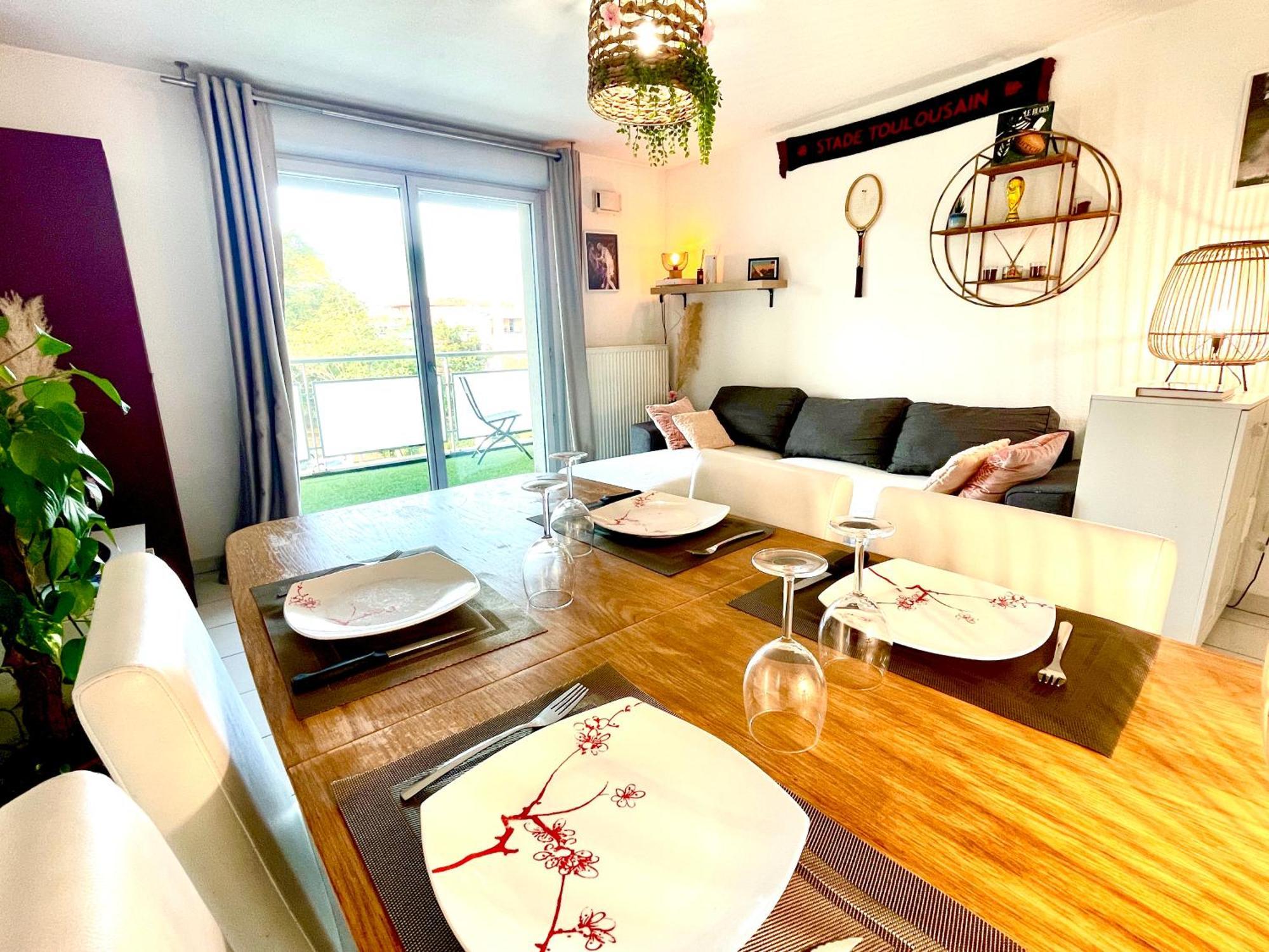 MON PETIT COCON T3 de 60m2 AU PIED DU METRO ARGOULETS AVEC BALCON, FIBRE ET PARKING Toulouse Exterior foto