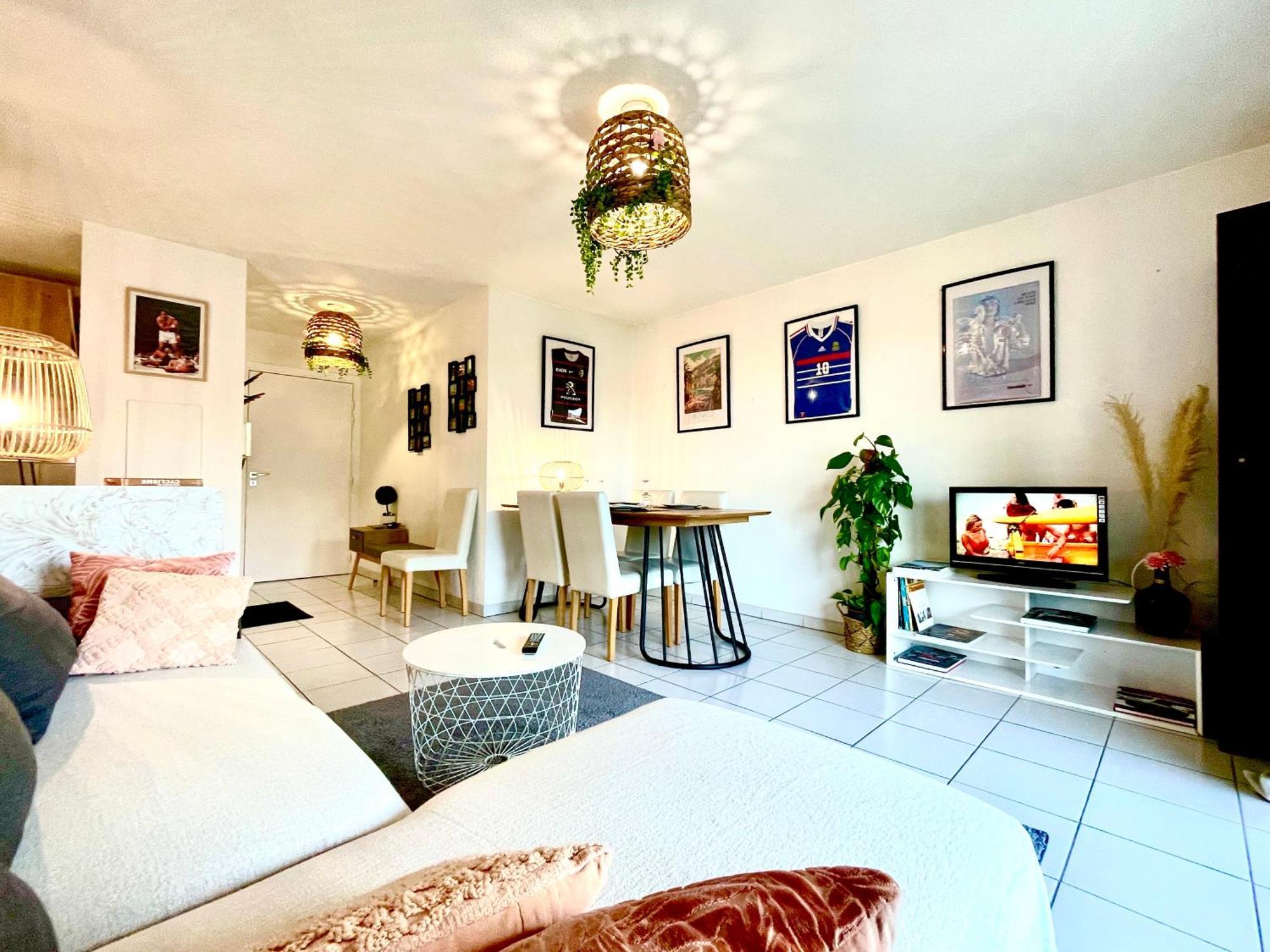 MON PETIT COCON T3 de 60m2 AU PIED DU METRO ARGOULETS AVEC BALCON, FIBRE ET PARKING Toulouse Exterior foto